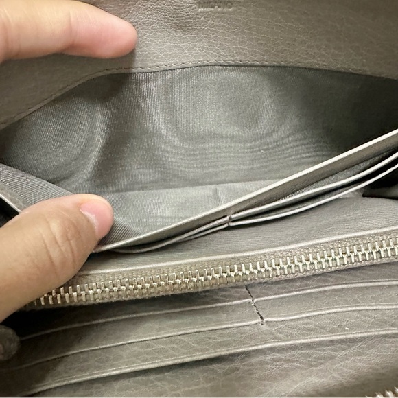 Prada Milano Zippy Wallet - Picture 7 of 10